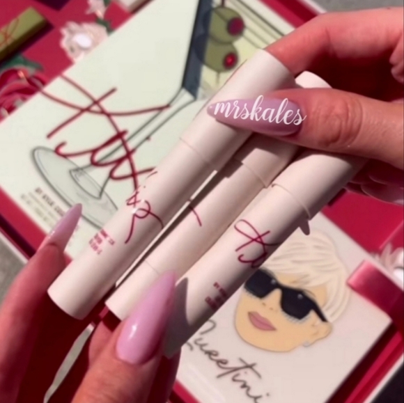 Kris Lip Crayon Set - Picture 10 of 16